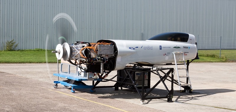 Un motor Rolls Royce va alimenta cel mai rapid avion electric