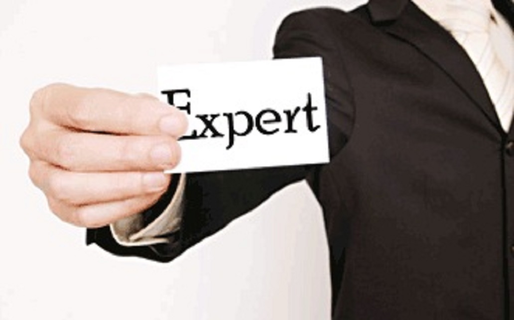 Ce este un expert în legislația muncii?